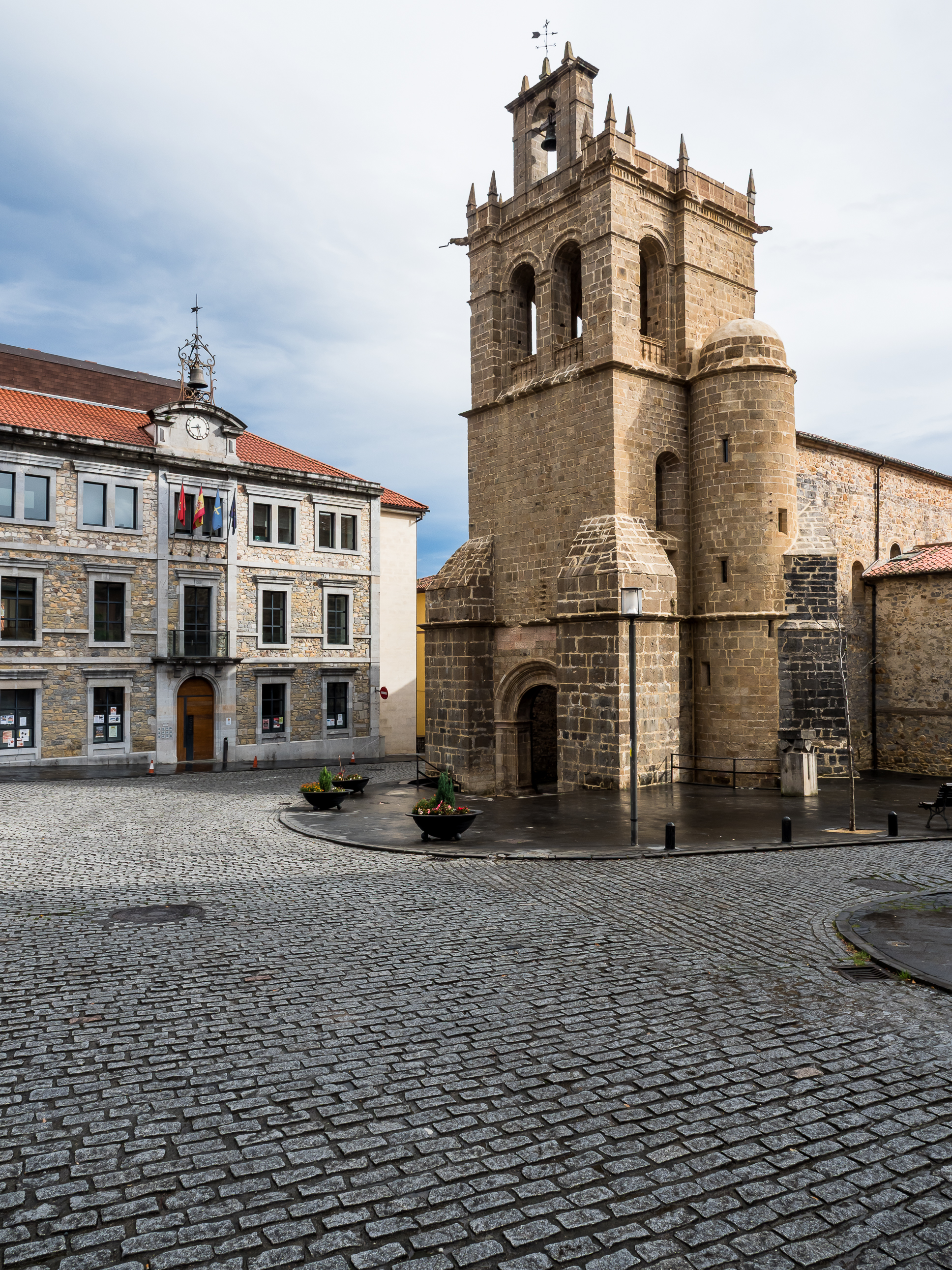 Ruta por el casco histórico y los molinos de Cangas del Narcea